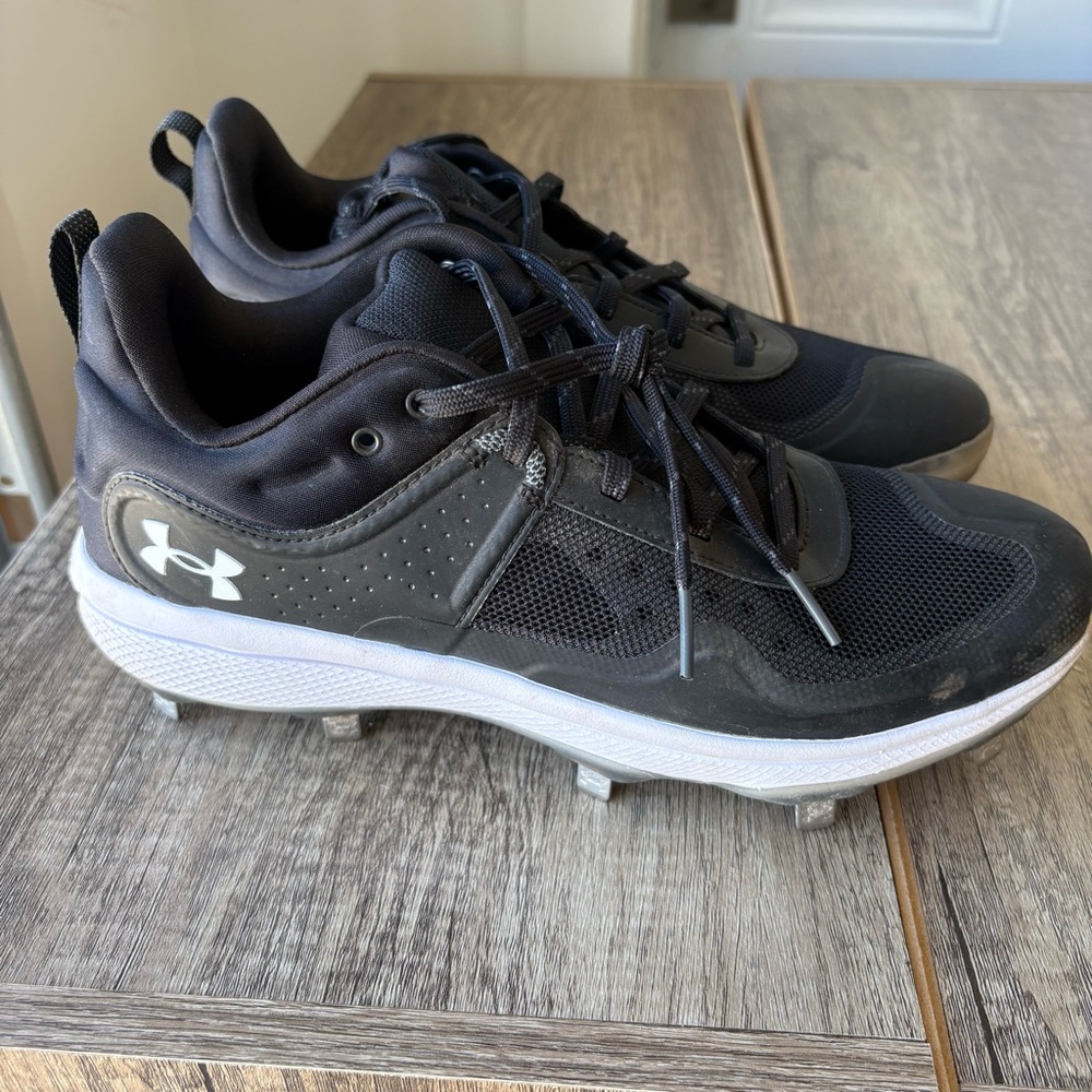 Women’s Under Armour Baseball Cleats